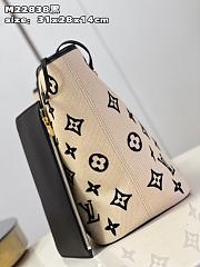 Bagsaaa Louis Vuitton Neverfull MM Light Beige with Lotus cotton - 31 x 28 x 14 cm - 2