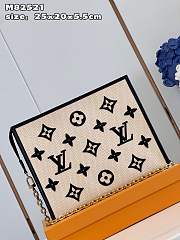 	 Bagsaaa Louis Vuitton Toiletry Pouch On Chain Bag Noir Beige with Lotus cotton - 25*20*5.5CM - 6