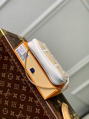 	 Bagsaaa Louis Vuitton By The Pool Mini Pochette Accessoires White Cotton 15.5 x 10.5 x 4 cm - 4