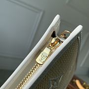 Bagsaaa Louis Vuitton Toiletry Pouch On Chain Bag White with Lotus cotton - 25*20*5.5CM - 5