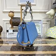 	 Bagsaaa Louis Vuitton Coussin BB Blue - 20 x 16 x 7 cm - 3