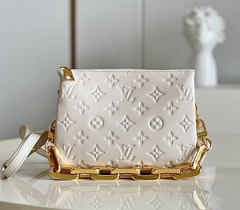 	 Bagsaaa Louis Vuitton Coussin BB White - 20 x 16 x 7 cm