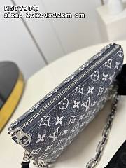 	 Bagsaaa Louis Vuitton Coussin PM Denim Black - 26 x 20 x 12cm - 5