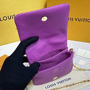 	 Bagsaaa Louis Vuitton Belt Bag Coussin Pink - 13 x 11 x 6 cm - 5