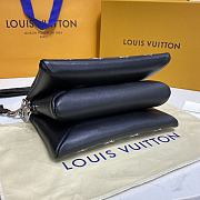 Bagsaaa Louis Vuitton Coussin BB Black - 20 x 16 x 7 cm - 6