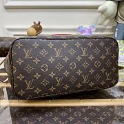 Bagsaaa Louis Vuitton YK Neverfull MM Faces print and embroidery - 31x28x14cm - 2