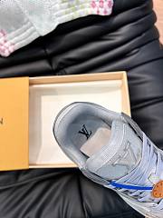 Bagsaaa Louis Vuitton Trainer Sneaker Grey Monogram-embossed grained calf leather - 3