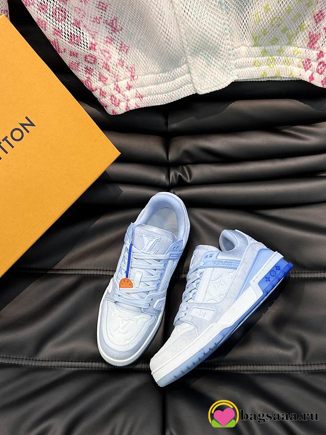 	 Bagsaaa Louis Vuitton Trainer Sneaker Blue Monogram-embossed grained calf leather - 1