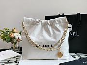 Bagsaaa Chanel 22 Small Handbag AS3260 White Calfskin & Black Logo - 35 × 37 × 7 cm - 1