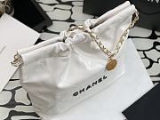 Bagsaaa Chanel 22 Small Handbag AS3260 White Calfskin & Black Logo - 35 × 37 × 7 cm - 3