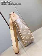 Bagsaaa Louis Vuitton Loop Gold Bag - 23x13x6cm - 3