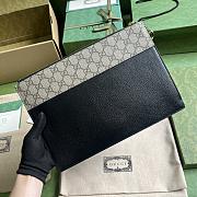 Bagsaaa Gucci Incrocio GG Clutch Pouch Black and Beige - 30.5x21x1.5cm - 2