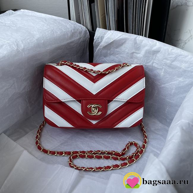	 Bagsaaa Chanel Flap Bag Chevron Red and White - 20*13*5cm - 1
