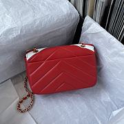 	 Bagsaaa Chanel Flap Bag Chevron Red and White - 20*13*5cm - 2