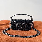 	 Bagsaaa Valentino Garavani Mini Locò Black Crystal - 19 x 10.5 x 5 cm - 1