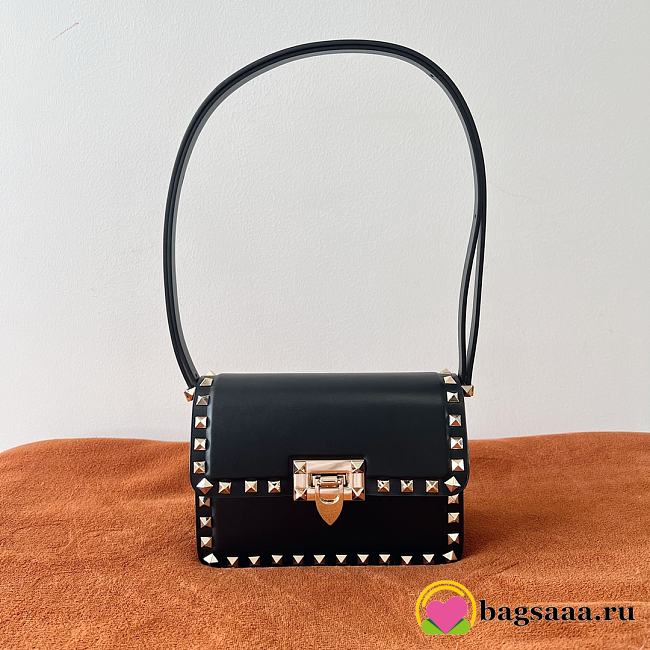 Bagsaaa Valentino Garavani Rockstud Shoulder Black Bag - 18.5x12x8cm - 1