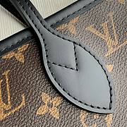 Bagsaaa Louis Vuitton Neverfull MM Monogram Black Trim - 5