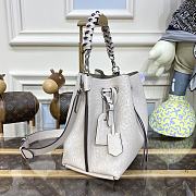 Bagsaaa Louis Vuitton Muria Mahina Gray Bag - 25 x 25 x 20 cm - 3