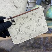 Bagsaaa Louis Vuitton Blossom PM Tote Cream Bag - 20 x 20 x 12.5 cm - 5