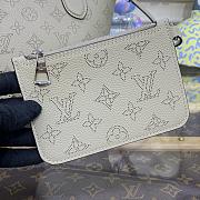 	 Bagsaaa Louis Vuitton Blossom PM Tote Galet Bag - 20 x 20 x 12.5 cm - 6