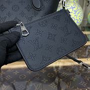 	 Bagsaaa Louis Vuitton Blossom PM Tote Black Bag - 20 x 20 x 12.5 cm - 2