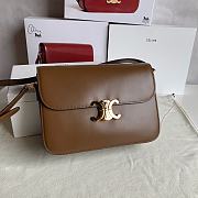 	 Bagsaaa Celine Classique Triomphe In shiny Calfskin Leather Brown - 25 X 18 X 7.5 cm - 1