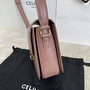 	 Bagsaaa Celine Classique Triomphe In shiny Calfskin Leather Dust Pink - 22.5 X 16.5 X 7.5 cm - 6