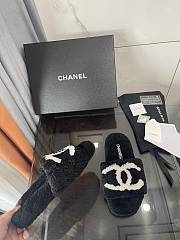 Bagsaaa Chanel Fur Leather Black Slides - 4