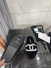 Bagsaaa Chanel Fur Leather Black Slides - 3