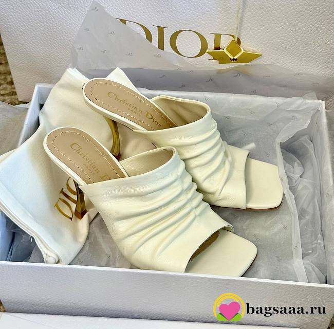 Bagsaaa Dior White Sandals - 1