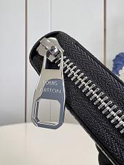 	 Bagsaaa Louis Vuitton Monogram Black Zippy Wallet - 19cm - 3
