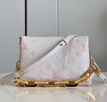 	 Bagsaaa Louis Vuitton Coussin BB Milkway - 20 x 16 x 7 cm