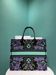 	 Bagsaaa Dior Large Book Tote Multicolor Dior Indian Purple Embroidery - 42 x 35 x 18.5 cm - 6