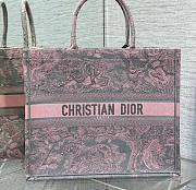 	 Bagsaaa Dior Book Tote Large Gray and Pink Toile de Jouy Reverse Beverly Hills Embroidery - 42 x 35 x 18.5 cm - 1