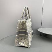 	 Bagsaaa Dior Book Tote Medium Ecru and Gray Toile de Jouy Embroider - 36 x 27.5 x 16.5 cm - 6