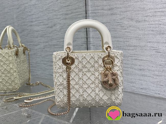 Bagsaaa Dior Lady Mini White Pearl 17cm - 1