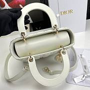 	 Bagsaaa Dior Lady Medium White Bag 24cm - 4