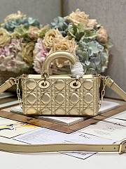 Bagsaaa Dior Lady D-Joy Gold Iridescent Metallic Cannage Lambskin - 22 x 12 x 6 cm - 4