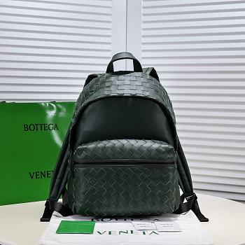 	 Bagsaaa Bottega Veneta Intrecciato Dark Green leather backpack - 32*43cm