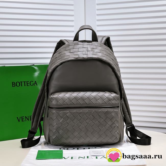 	 Bagsaaa Bottega Veneta Intrecciato grey leather backpack - 32*43cm - 1