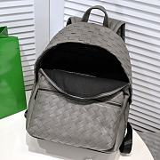 	 Bagsaaa Bottega Veneta Intrecciato grey leather backpack - 32*43cm - 4
