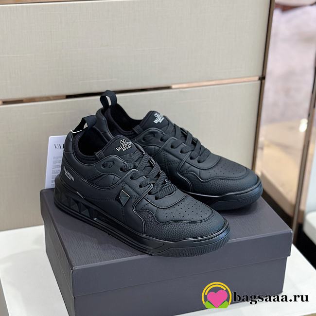 Bagsaaa Valentino On Stud Black Sneaker  - 1