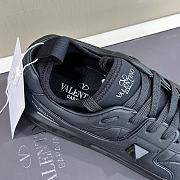 Bagsaaa Valentino On Stud Black Sneaker  - 2