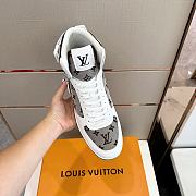 Bagsaaa Louis Vuitton High Top Grey Sneakers - 4