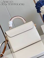 Bagsaaa Louis Vuitton Twist MM Epi Bag White Quartz - 23 x 17 x 9.5 cm - 4
