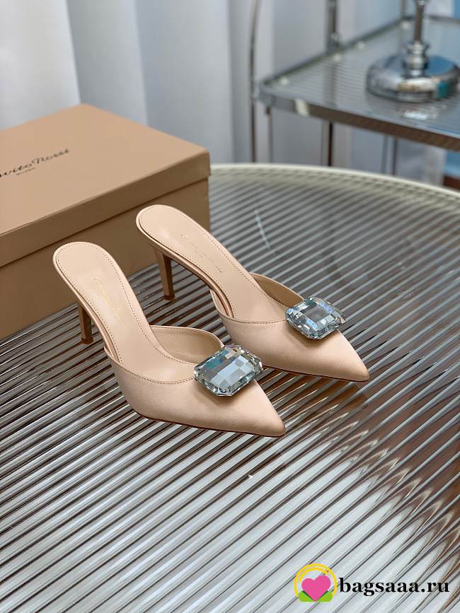 	 Bagsaaa Gianvito Rossi Jaipur 85mm satin beige pumps - 1