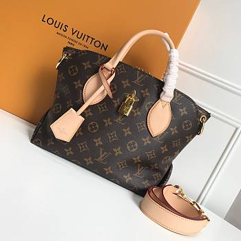 	 Bagsaaa Louis Vuitton Flower BB Beige Bag M44359