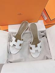 	 Bagsaaa Hermes Oasis White Heeled Sandals - 1