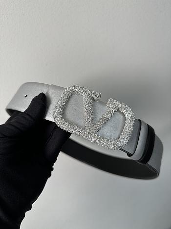 Bagsaaa Valentino Garavani Crystal VLogo Signature Silver 4cm