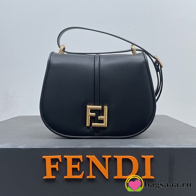 	 Bagsaaa Fendi Cmon Black leather bag - 25x20x7cm - 1